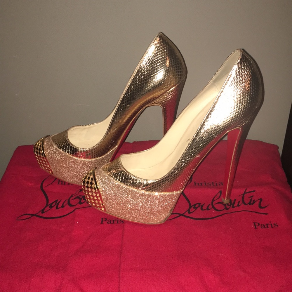 ‼️SOLD‼️ Gold Louboutin Maggie’s